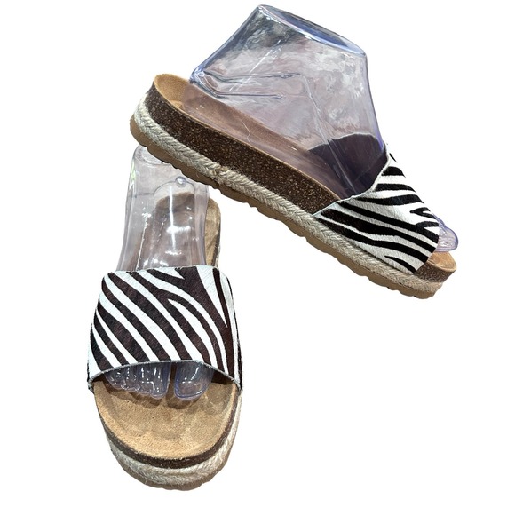 Yokono Womens Brown White Zebra Print Leather Calf Hair Slide Sandals‎ Size 8 - Picture 1 of 12